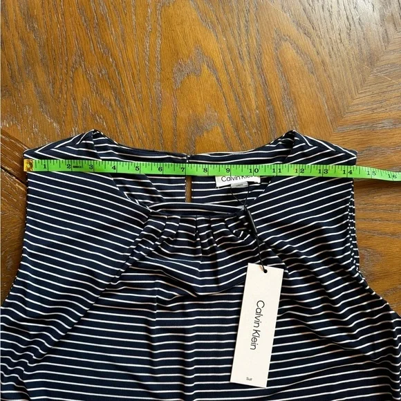 NWT-CALVIN KLEIN Sleeveless Top Size L - Picture 5 of 8